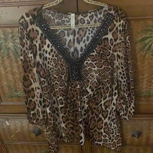 Ladies leopard top 2X Blouse shirt